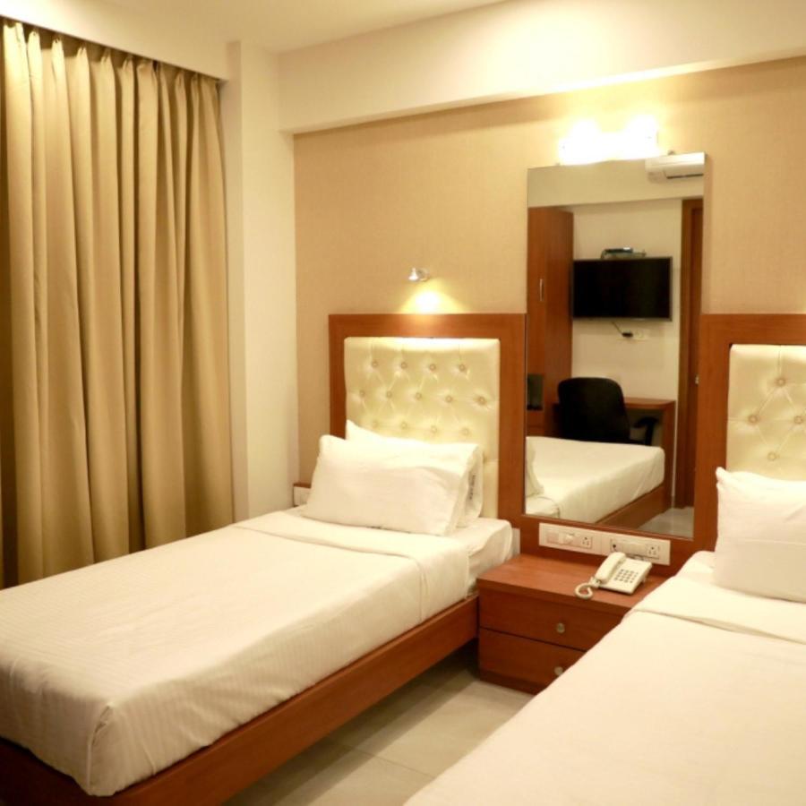 Hotel Lords, Fort Mumbai Exterior foto
