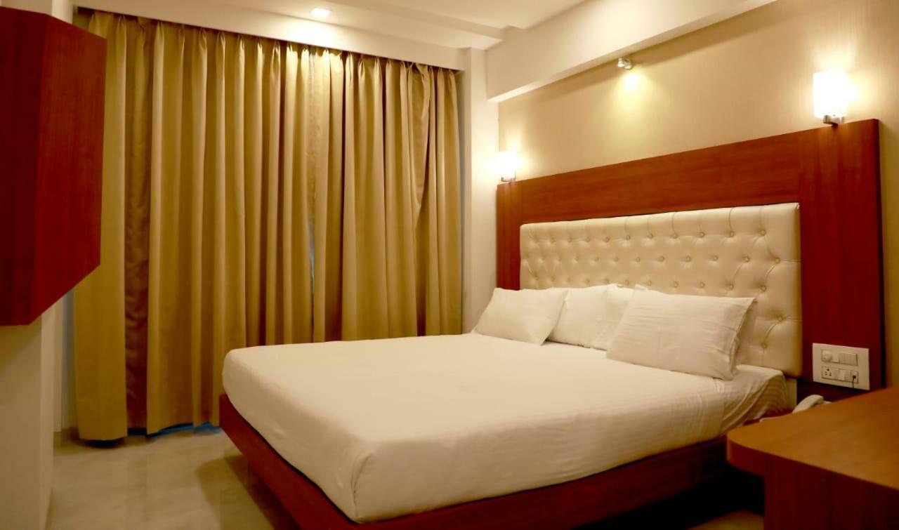 Hotel Lords, Fort Mumbai Exterior foto