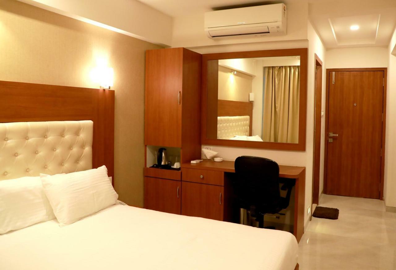 Hotel Lords, Fort Mumbai Exterior foto